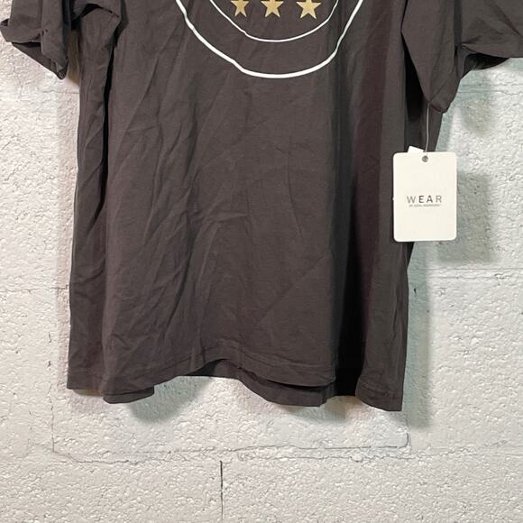 Coach Prime, I believe , short sleeve tee, CU buffs Grey medium - Picture 2 of 4